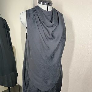 BCBG Snake print blouse XXS